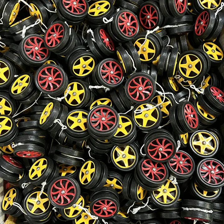 Wholesale Custom Logo Design Plastic Classic Yoyo Toys Wheel Shape professional Yoyo Ball Toys For Kids