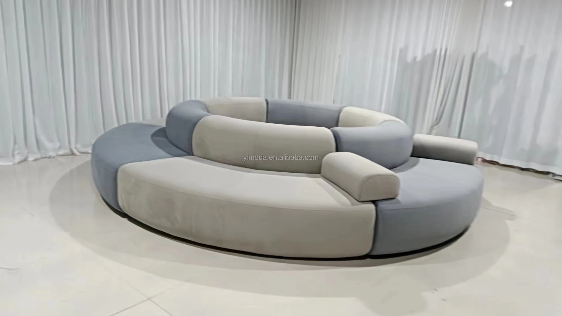 Modern Fashion Furniture Light luxury creative round modern villa living room round sectional large velvet round sofa