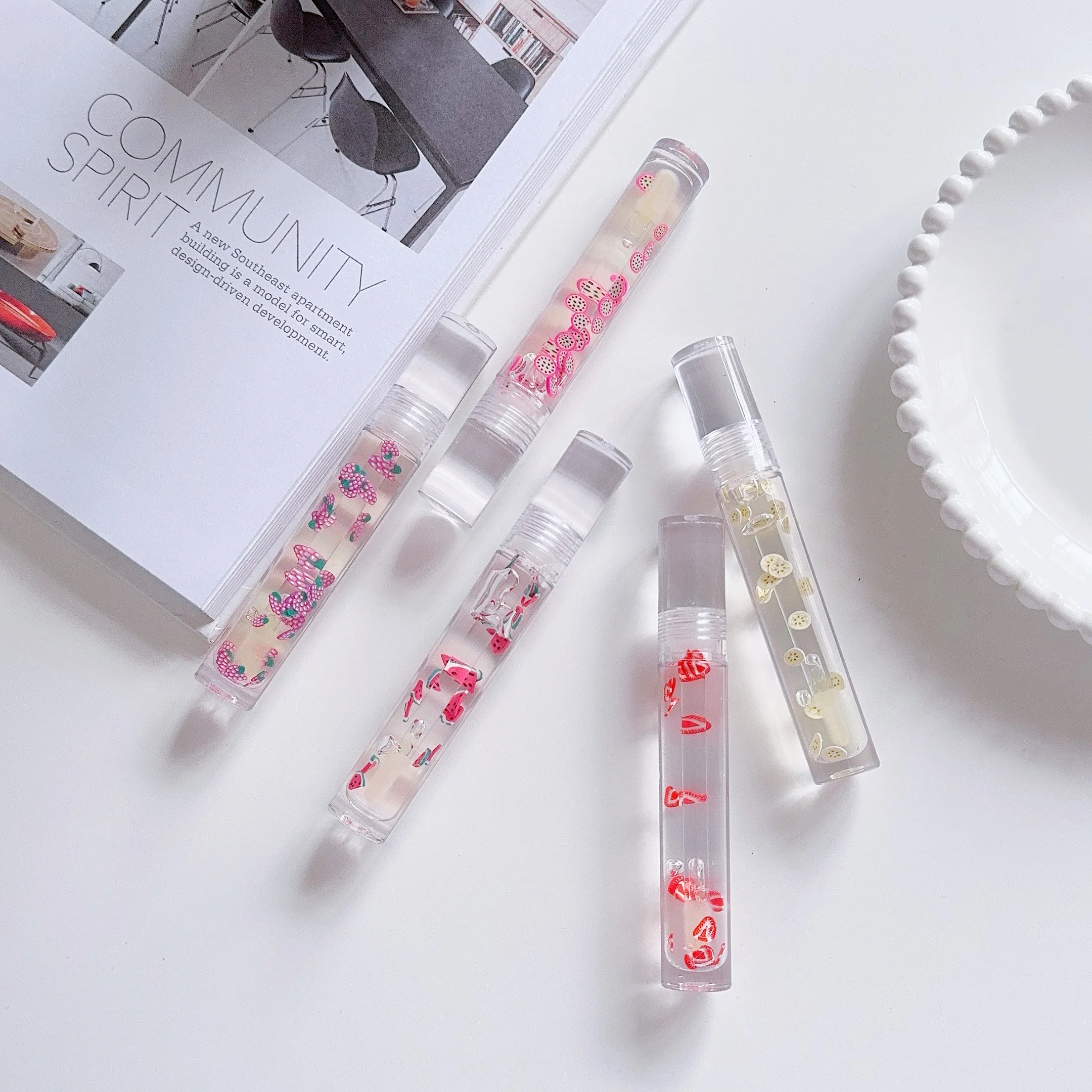 Private Label Vegan Clear Gel Plumping Lip Gloss Custom Base Fruit Flavor Nude Color for Kids for Makeup Use