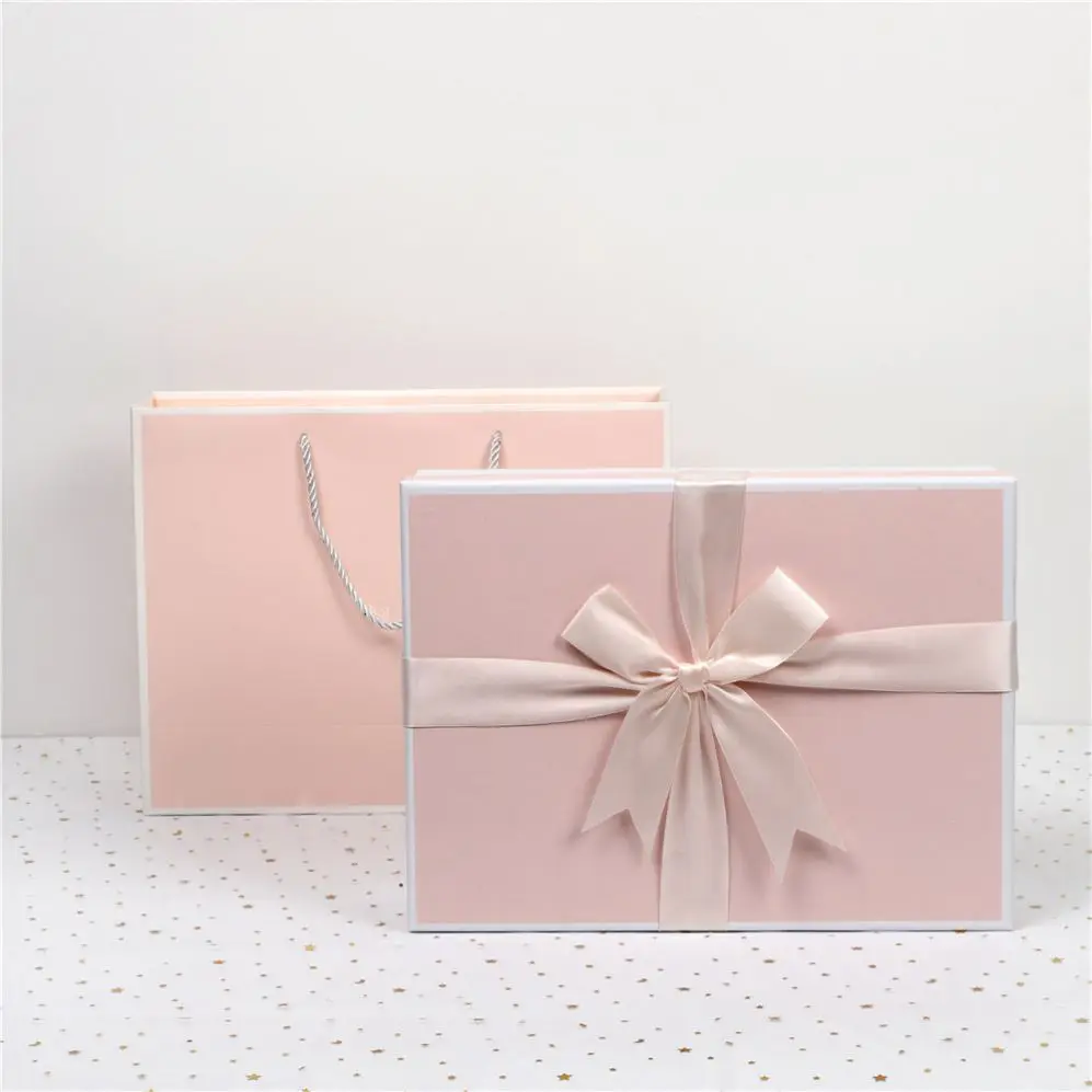Christmas bow ribbon birthday gift box Underwear silk scarf wrapped gift box hand gift box