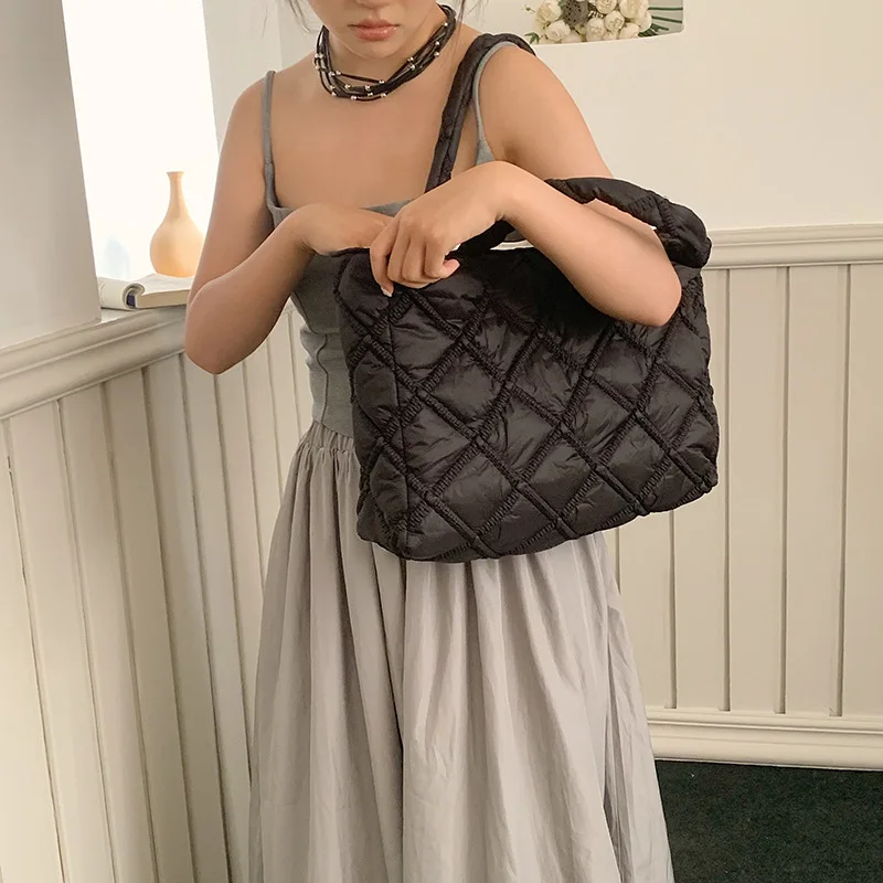 Winter New Lingge Cotton Clothes Women Shoulder Bag Nylon Handbag Ladies Large Capacity Hand Tote Bag