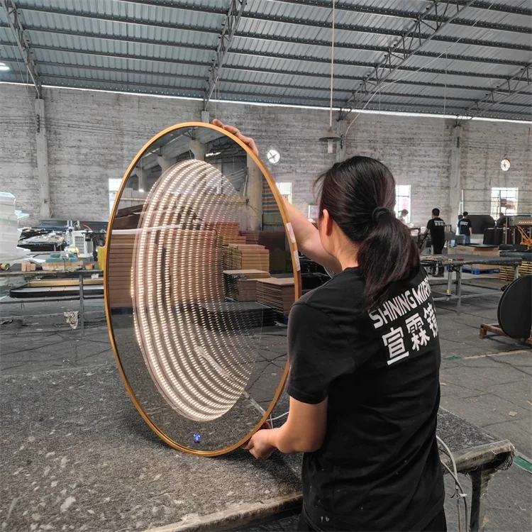 Wholesale Factory Bathroom LED Lighted Wall Mirror Fashion Bathroom Decor Vanity Mirror Memory Dimmable Touch Switch Control