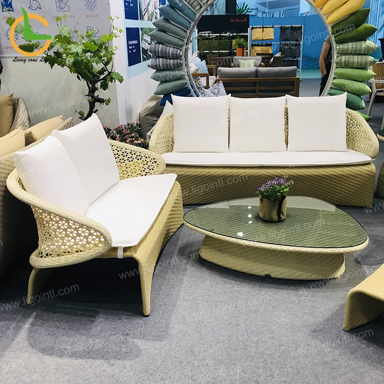 Wholesale french style wicker 2 seaters high quality hotel modern outdoor rattan sofa set furniture for garden and villa