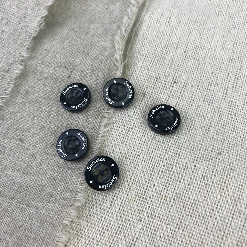 Hot sale popular cheap Engraved Logo resin Button for Shirt and Clothes