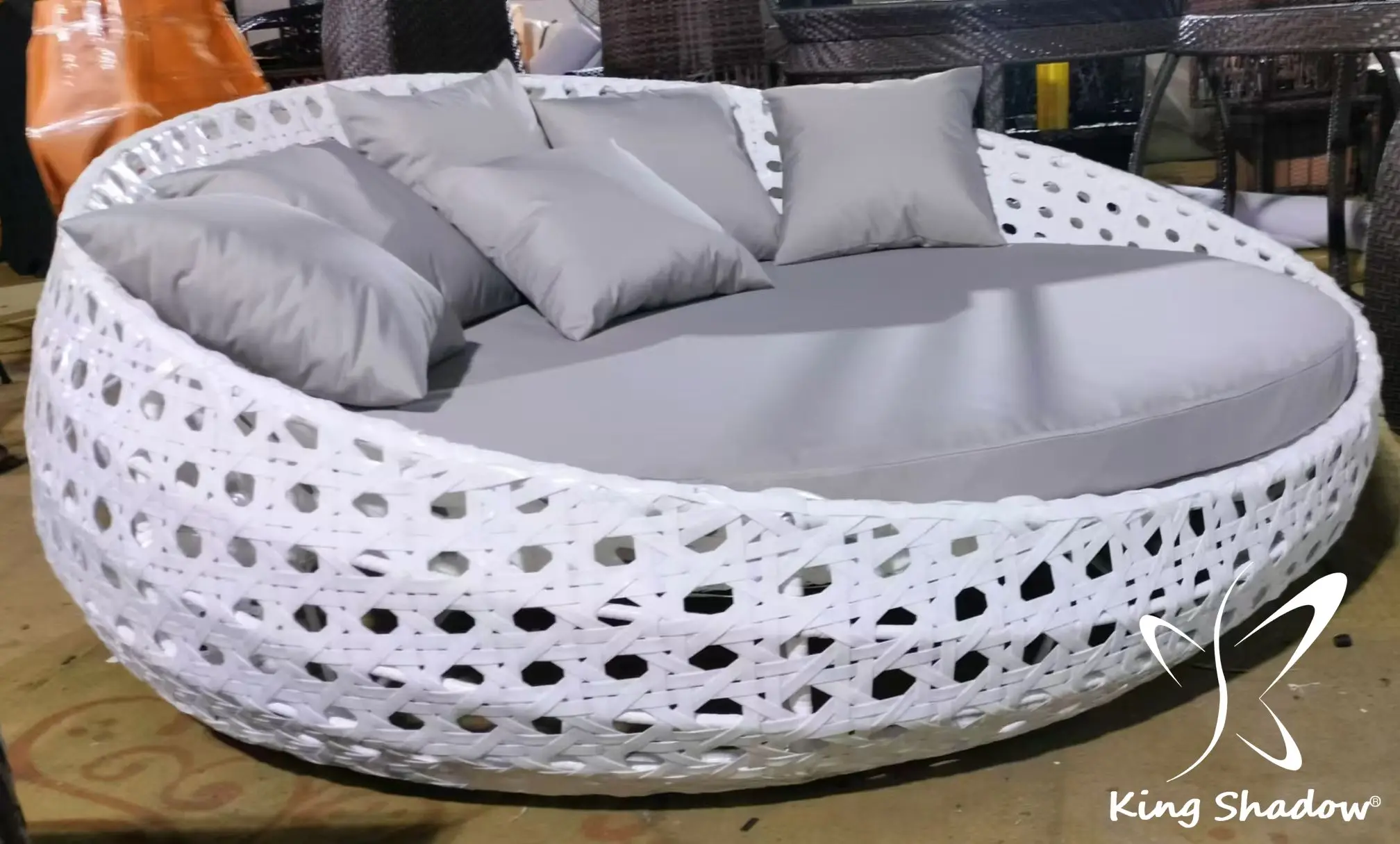 Wholesales Outdoor Rattan Furniture Set Balcony Garden Lounge Combination Sofa and Table Set