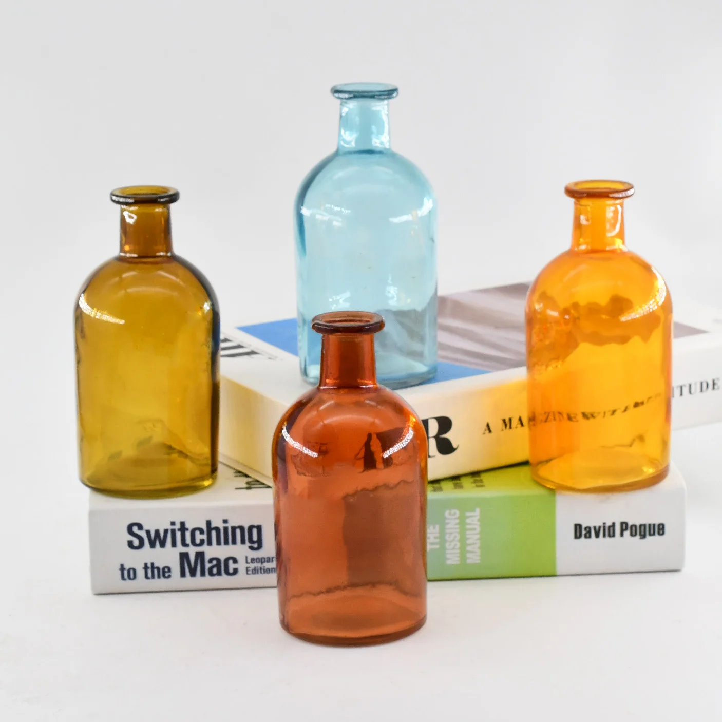 Wholesale 200ml Modern Unique Design Home Fragrance Diffuser Refill Fragrance Oil Clear Aroma Bottle With Cork