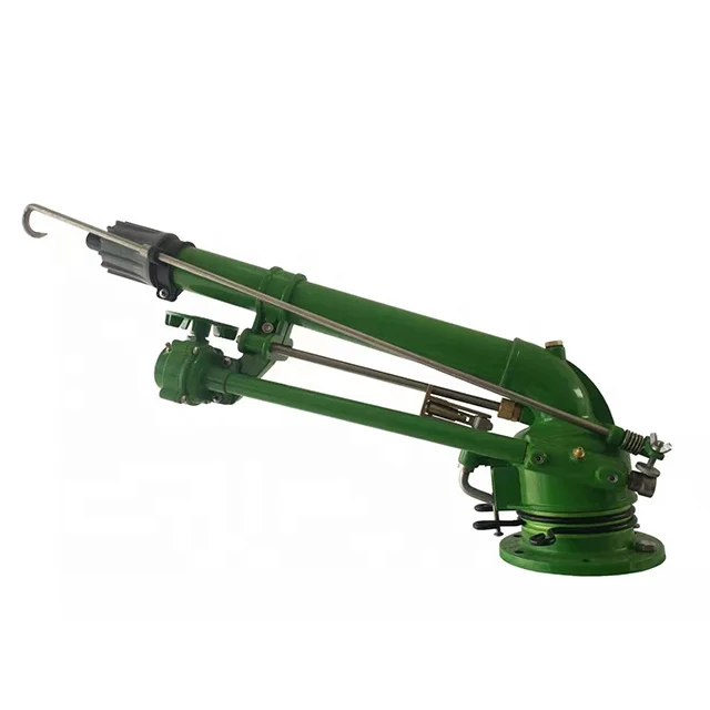 Turbina device rain gun sprinkler installed on the farm irrigation sprinkler equipment