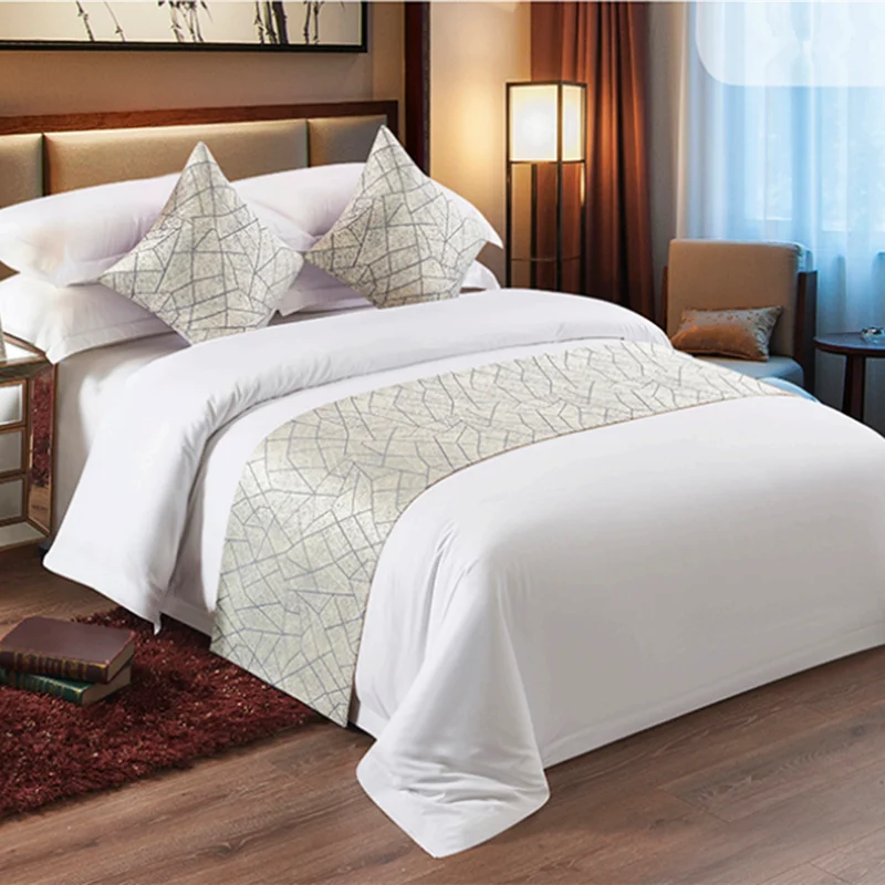 Factory Outlet Classic Queen Size Luxury Bed Runner Cushions Decorative Hotel Bed Runner