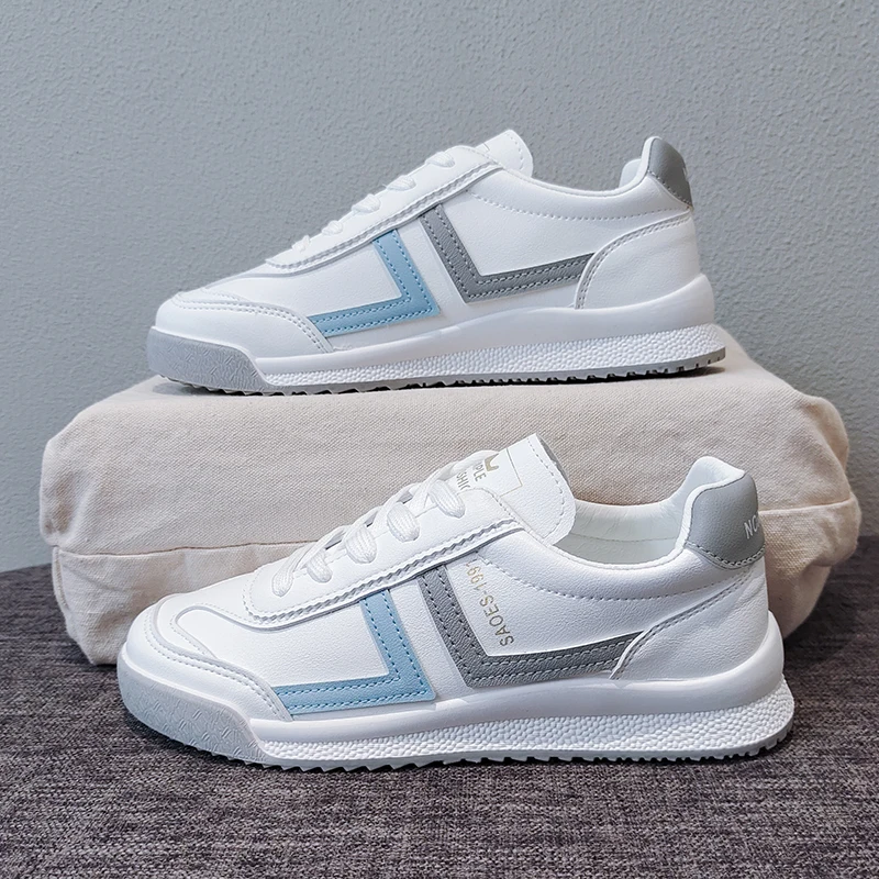 2021 Всесезонные туфли из микрофибры для доски белого цвета Размеры 35-40 модная повседневная женская обувь