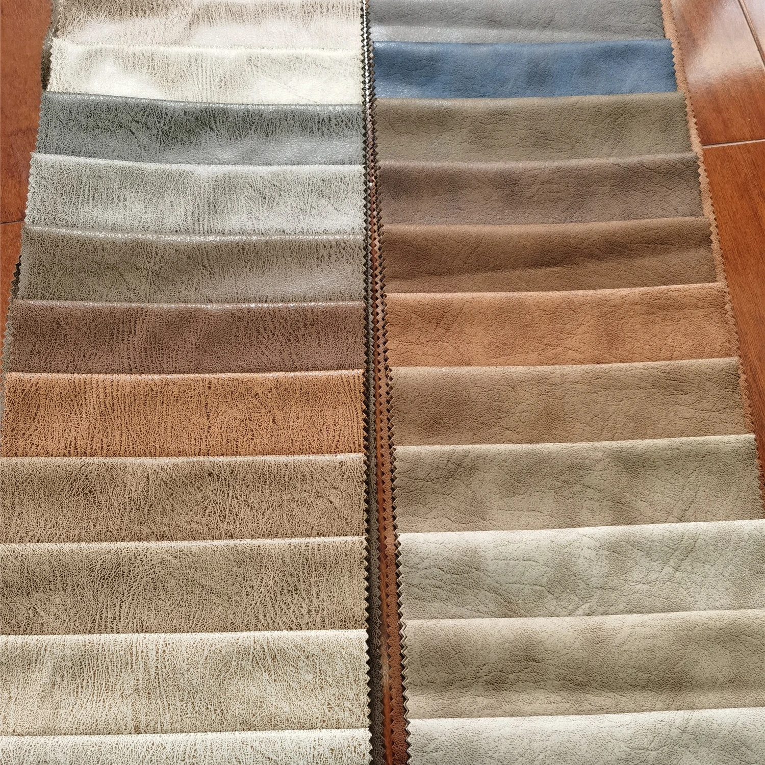 100% Polyester Face Faux Leather Design  Fabric on Velvet Coating  with Fleece Backing  f Fabric