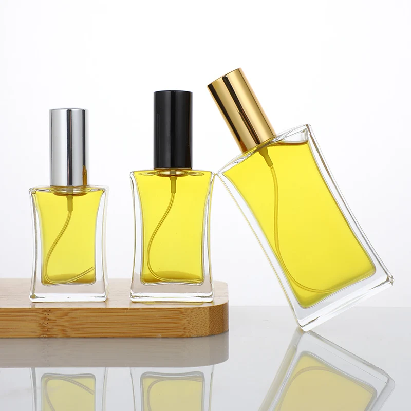 Low Moq Wholesale 30ml 50ml 100ml Long Thin Spray Perfume Bottle Clear Perfume Glass Bottle