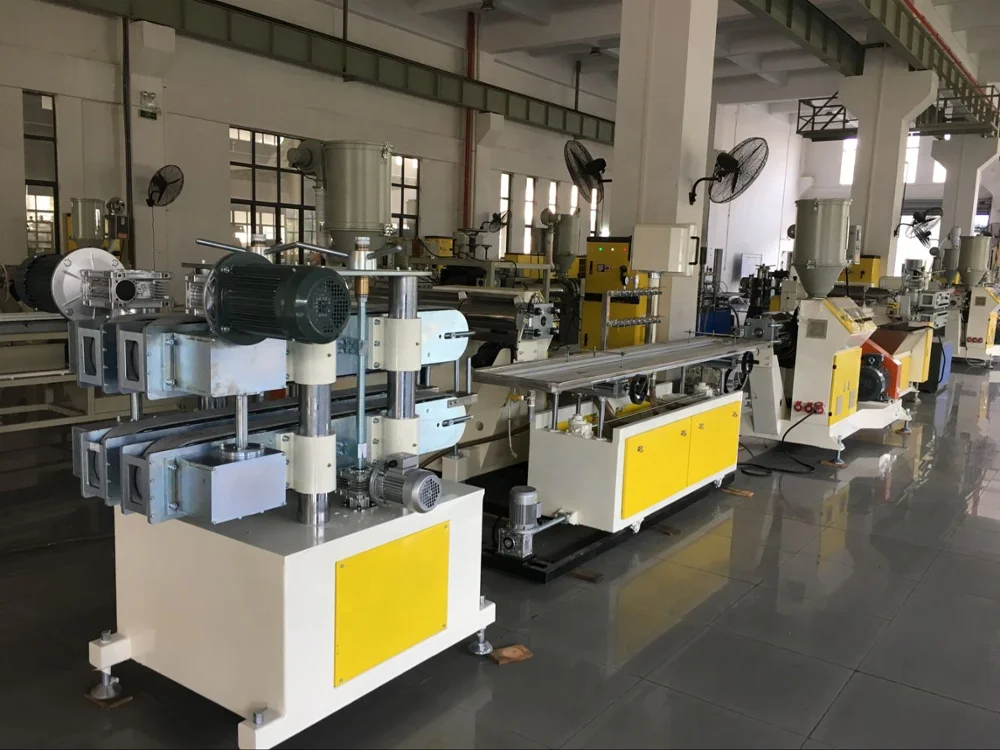 
YAOAN--- PC PMMA PS Led Tube Lamp Extrusion Machine , Lampshade Profile Extrusion Machine 