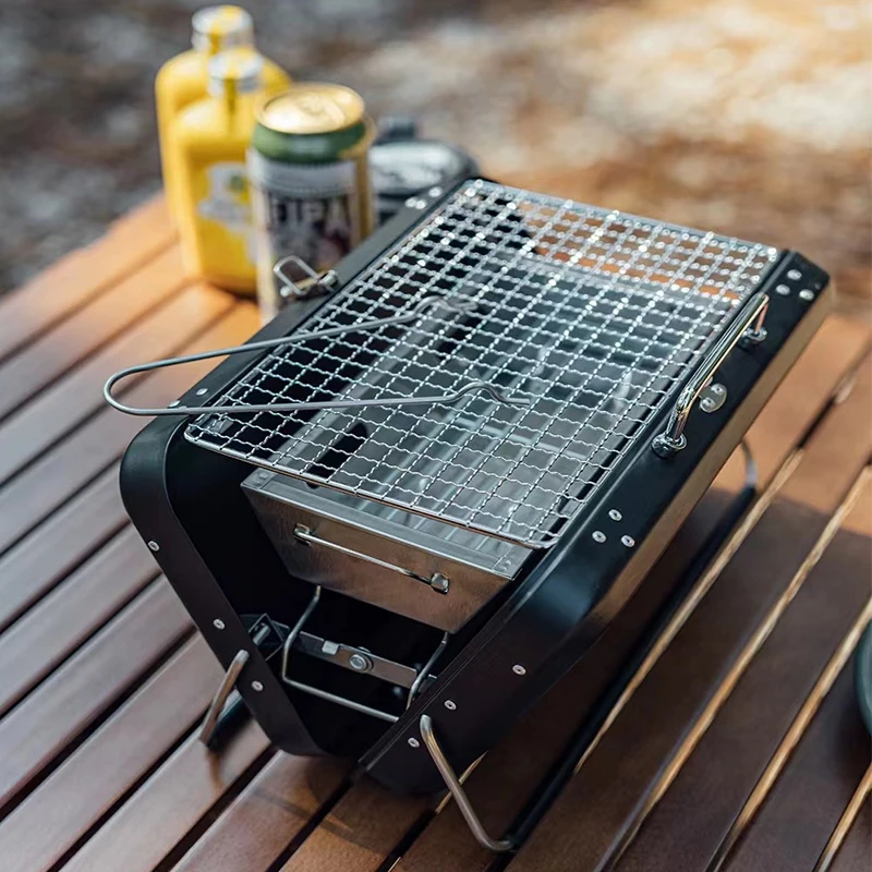 Custom Suitcase Design Outdoor Folding Barbecue Tools Personal Mini Camping Portable BBQ Charcoal Grill