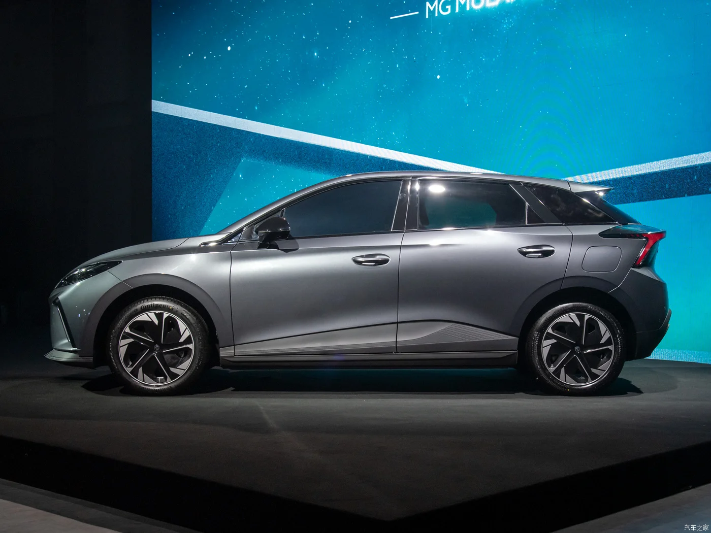 2023 high speed New Energy Vehicles Special High Speed Ev 425km 520km 4wd Mg Mulan Electric Car