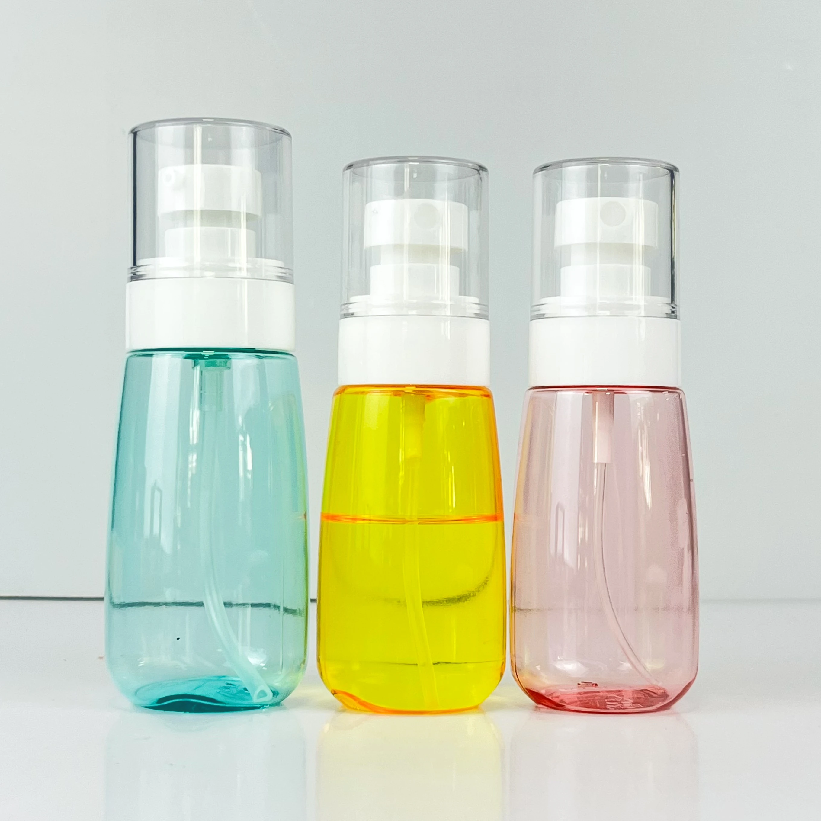 white blue PETG plastic cosmetic packaging spray bottle