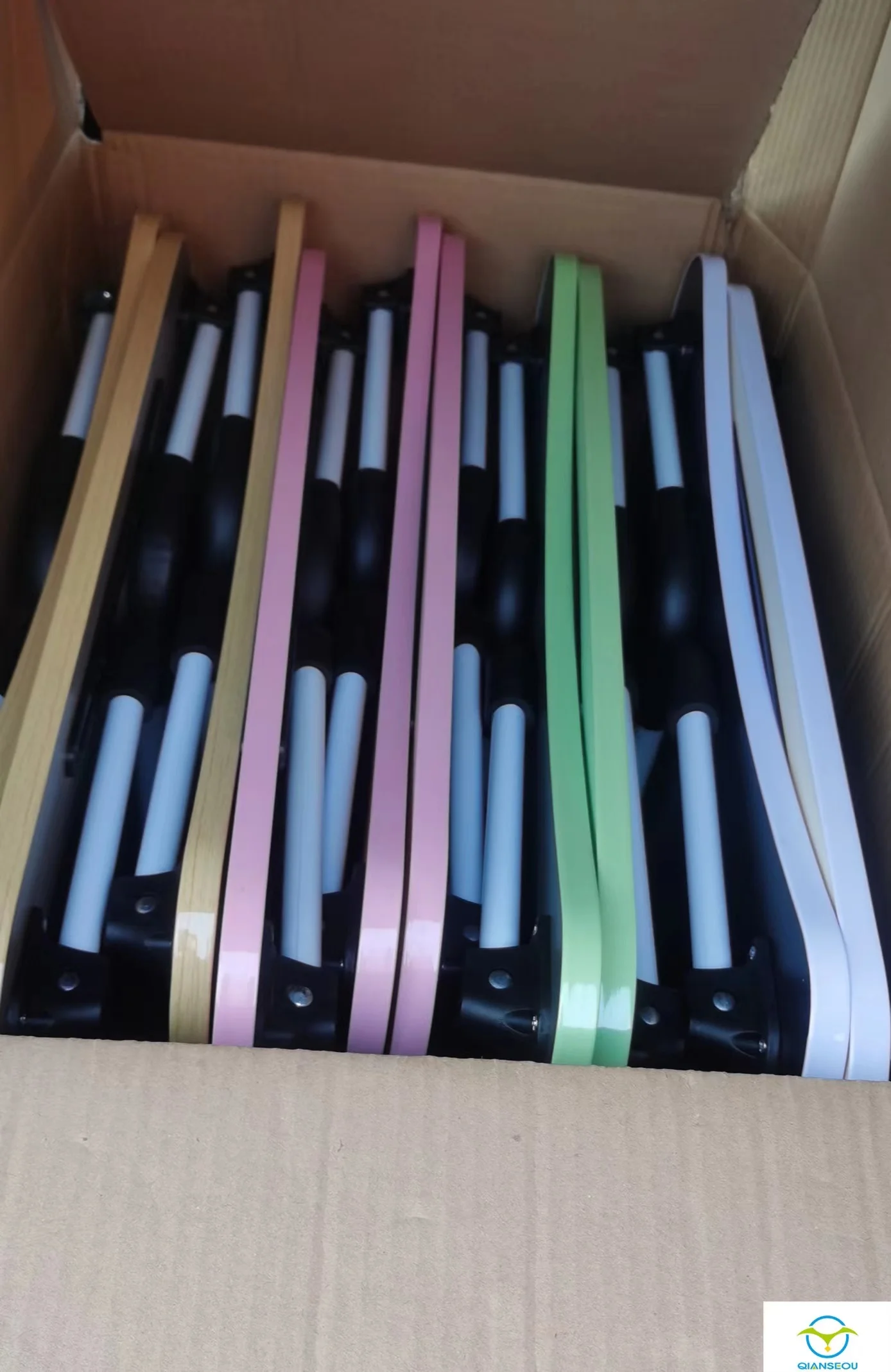 2022 hot sell Low price Children furniture Lazy Folding Study Drawer Table With Slot for Phone or Cups Stand in Bed iPad Table