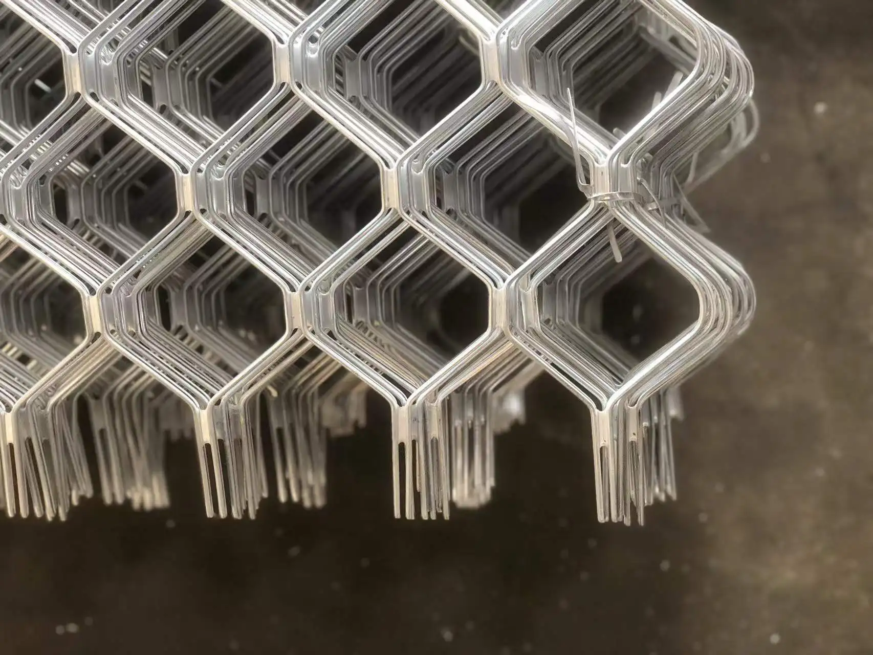 High quality oxidized or spraying decorative security window or doors phasix mesh