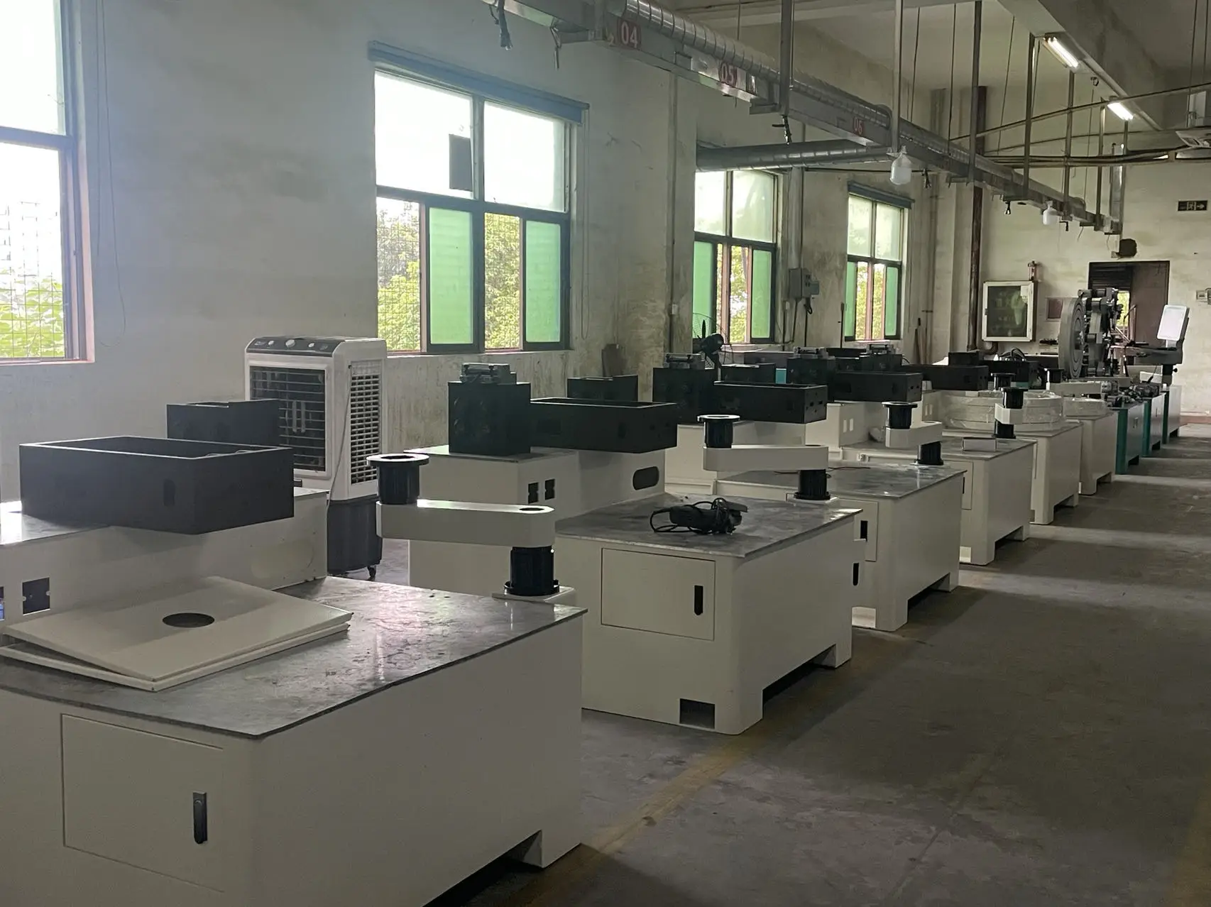 Youhui волоконная 100 Вт плоская катушка Лазерная пилинг машина лазерная маркировочная для катушки