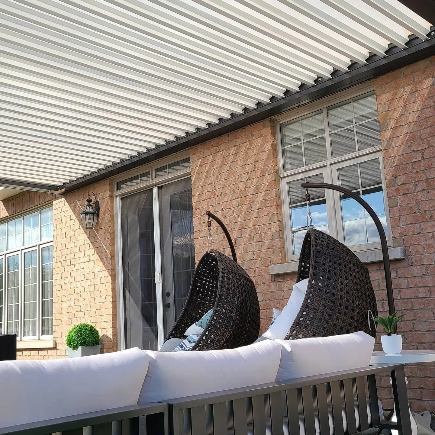 Wholesale Motorized Waterproof Aluminum Pergola Canopy Outdoor Roller Blinds