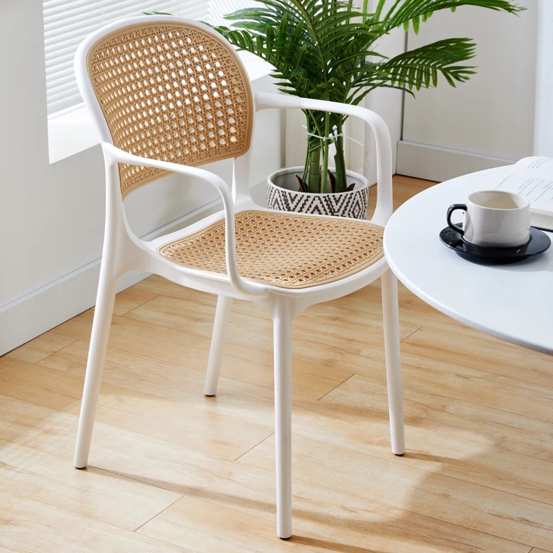 Nordic Modern Design Outdoor Leisure Rattan Plastic Chair for Small Family Armchair and Desk Chair for Dining Kitchen Use