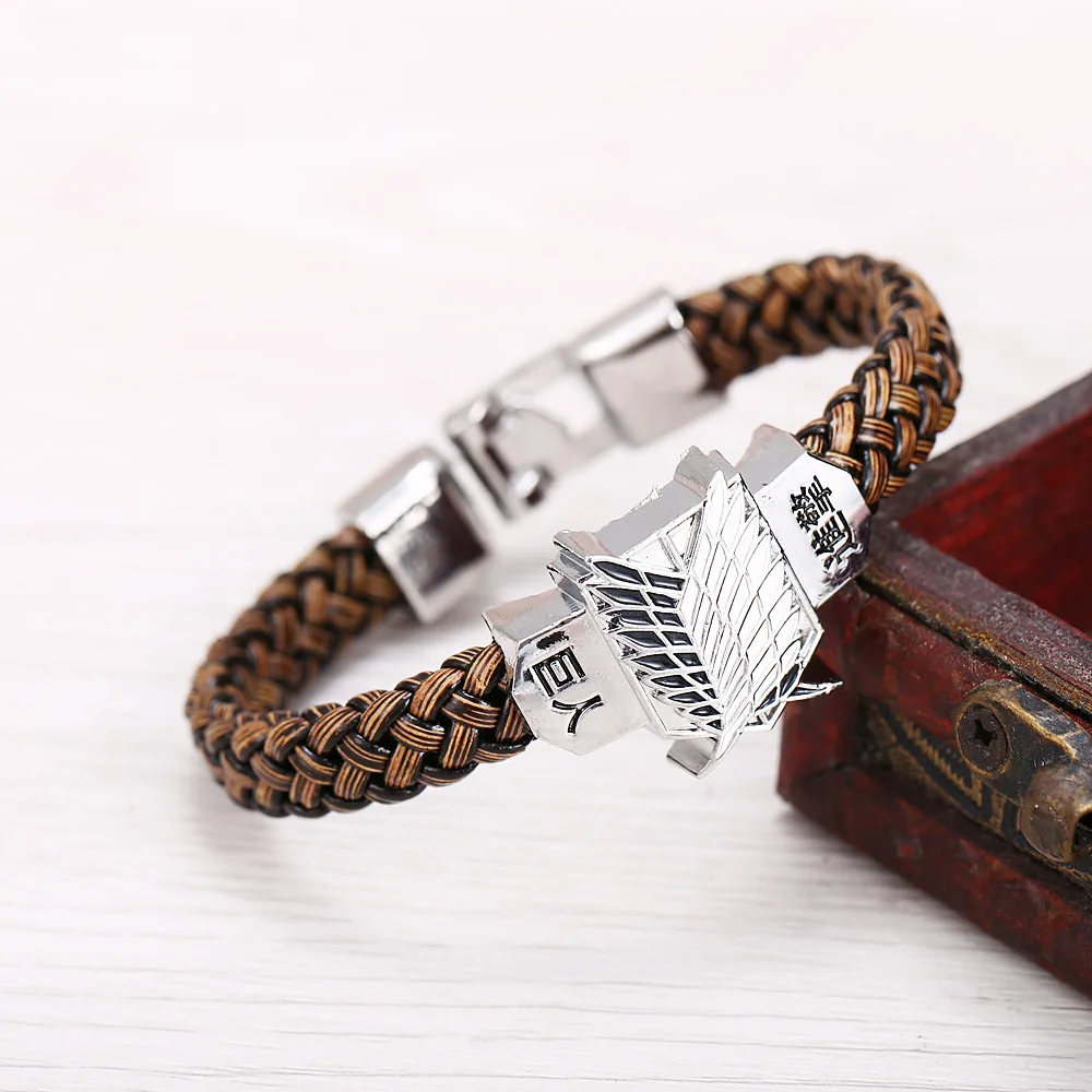 
I YOU WIN New Jewelry Attack on Titan Anime Peripheral Bracelet Investigation Corps Freedom Wings Logo Leather Bracelet 