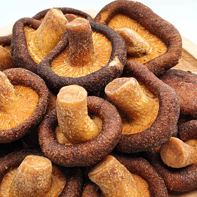 Низкотемпературные сухие чипсы shiitake в виде грибов вакуумные жареные овощные закуски vf