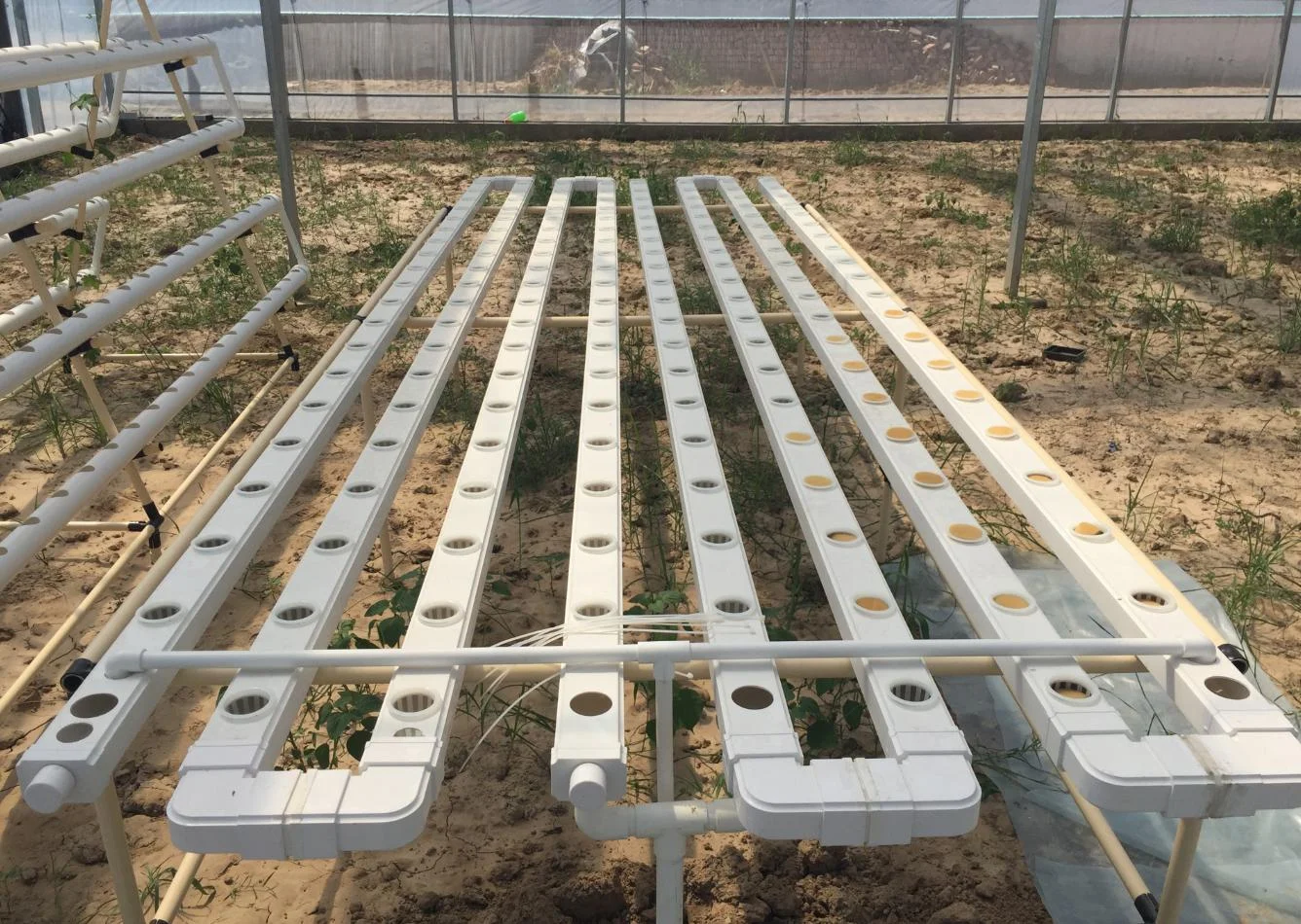 Indoor outdoor agricultural planting hydroponic strawberry gutter growing NFT channel for sale