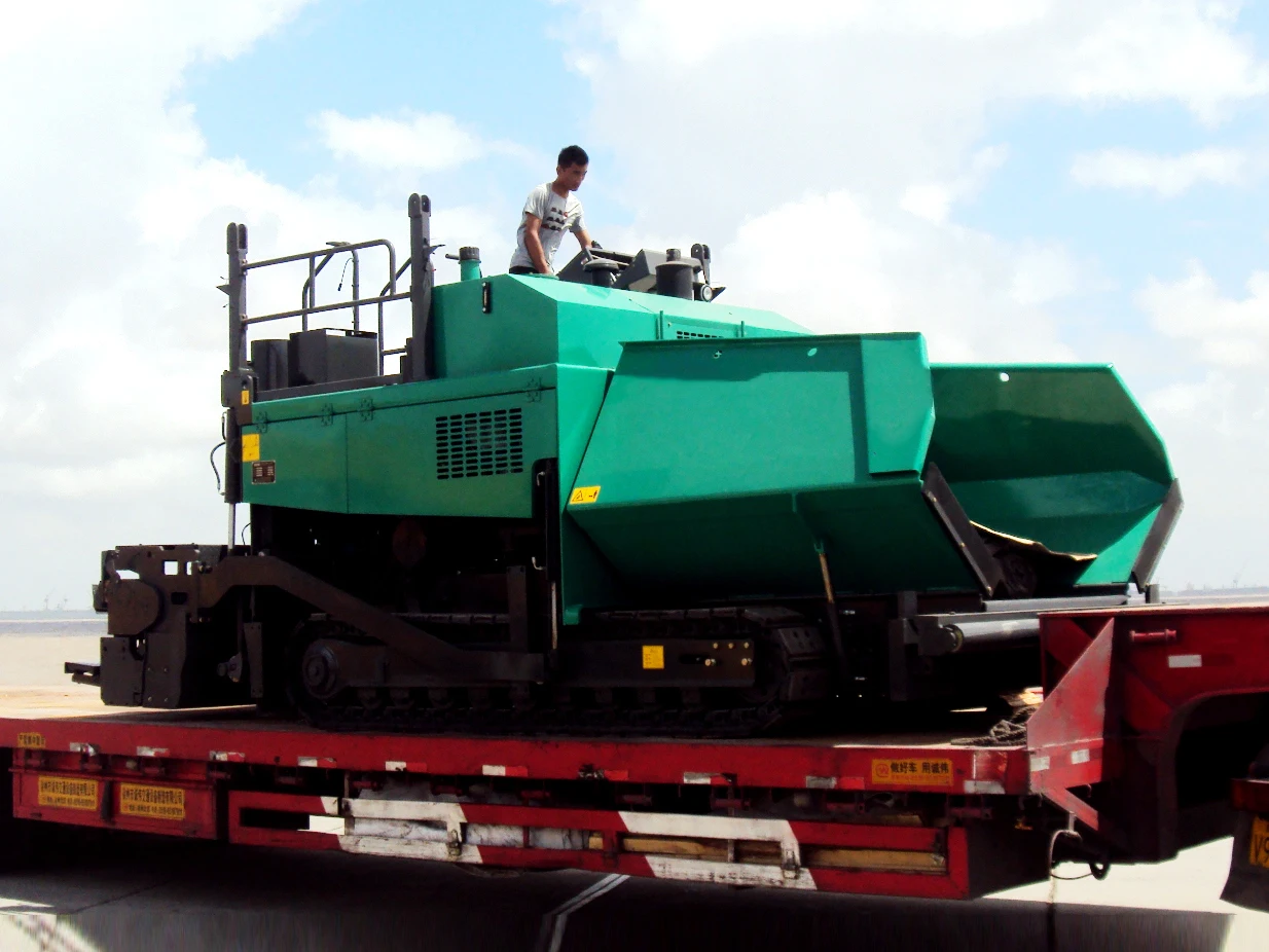 RP903 Brand New 9m Road Pavers Concrete Road Asphalt Paver Paving Machine With Good Price
