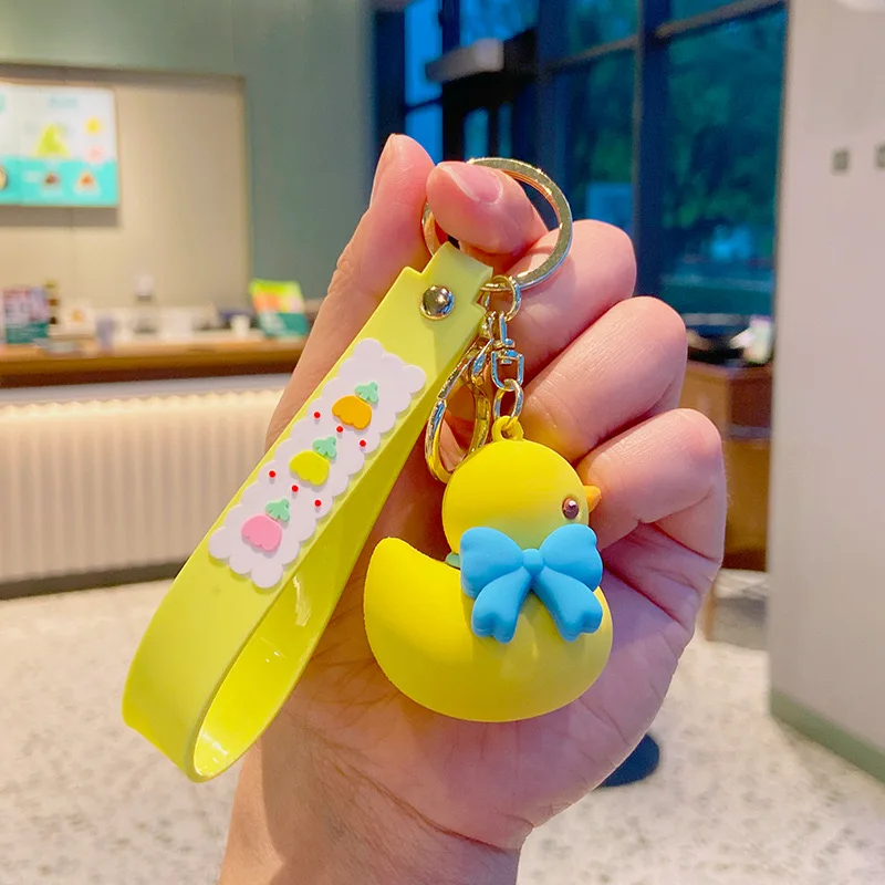 Creative 3d Personality Cartoon Cute Duck Key Chain Boudoir Couple Hanging Bag Doll Car Soft Yellow Duck Pvc Doll Keychain