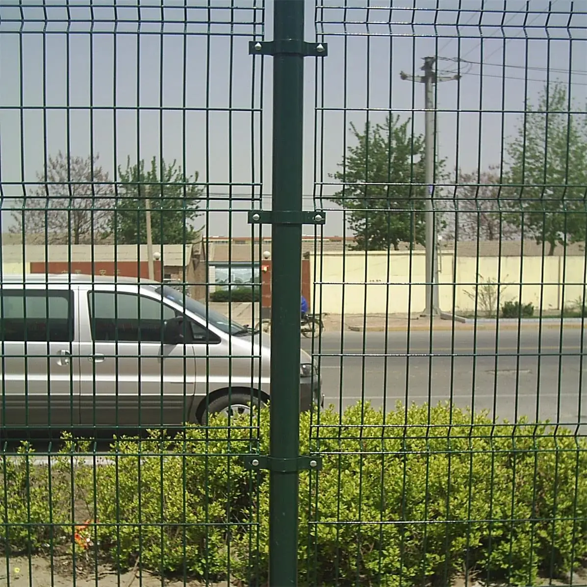 welded curved 3d wire mesh fence 3d v fence curves wire mesh fence