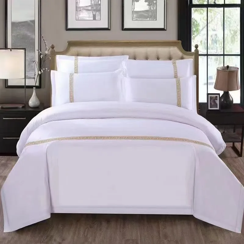 Custom  5 Star Hotel Bed Sheets White Bed Sheet Set For Hotel Linen Supplier Luxury Hotel Bedding Sheet Set