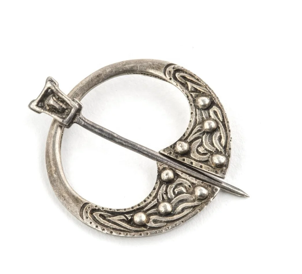 High quality jewelry design custom shell bead natural freshwater pearl brooches 925 sterling silver