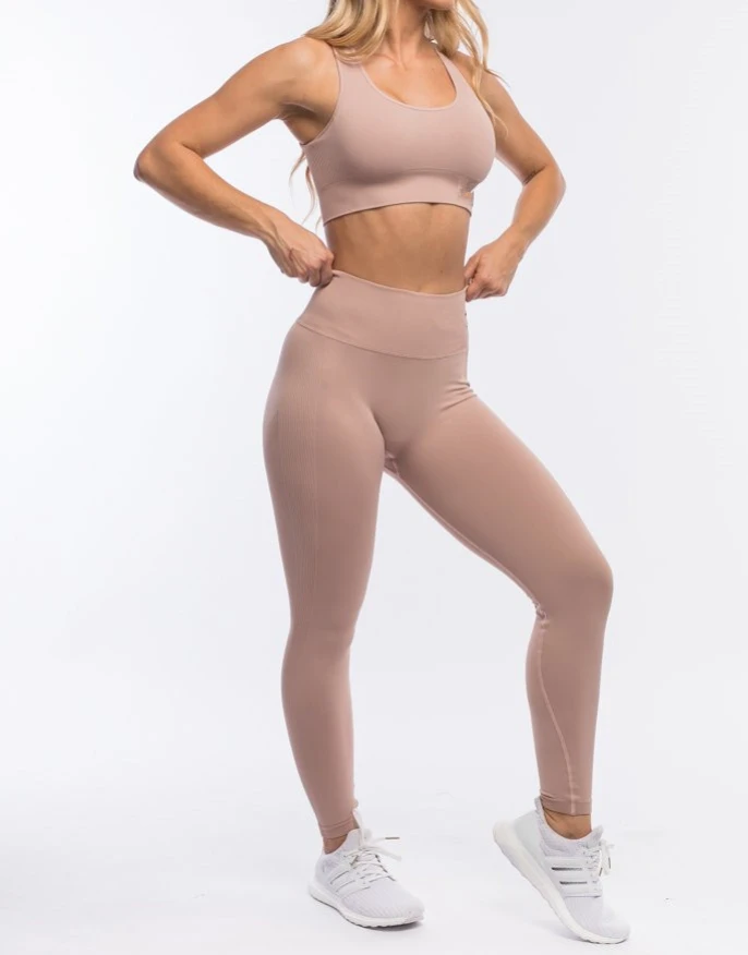 Workout Sets Scrunch Butt Leggings Open back Sports Bra High Waist Women Yoga Pants Leggings Yoga Set For Women