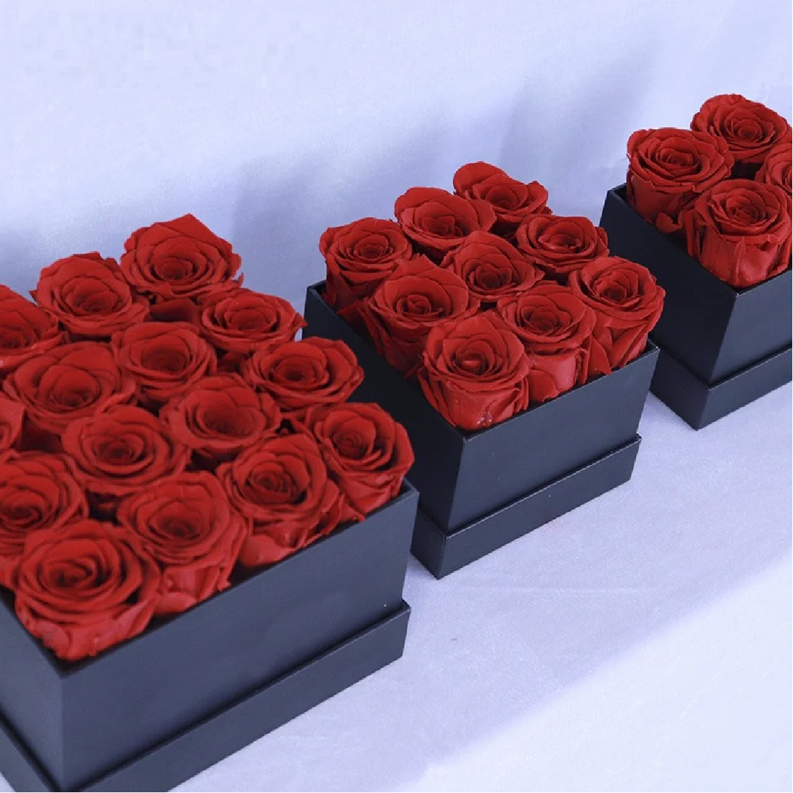 High Quality Square Hug Bucket Natural 9-heads Preserved Rose Flower Box for Christmas Gift for Girl Friend or Mom
