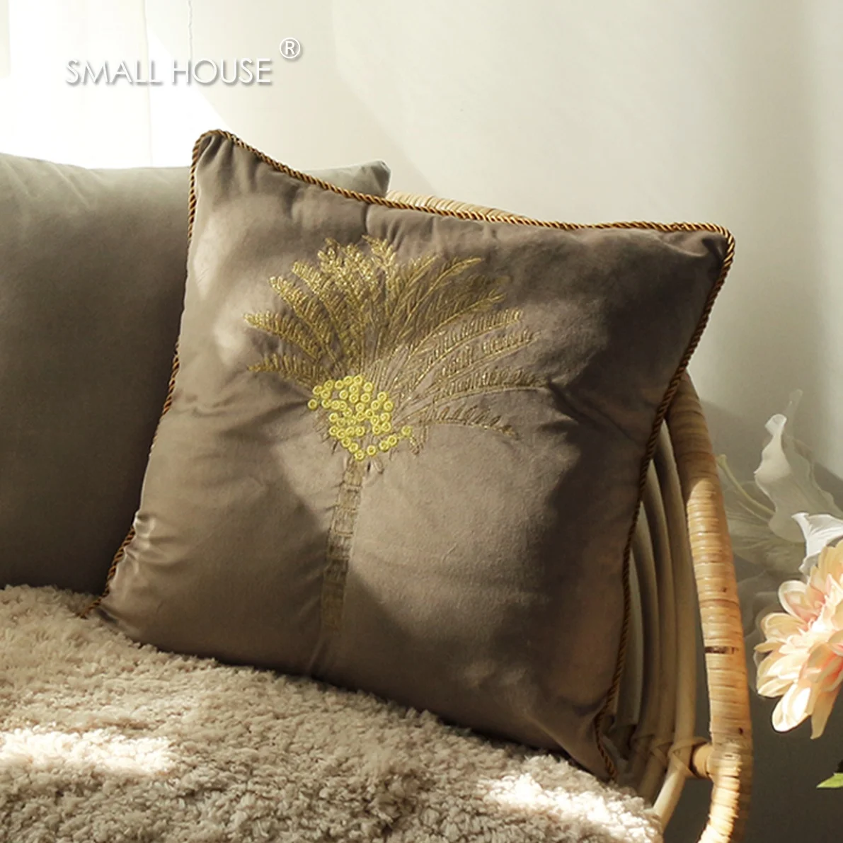 Wholesale outfoor kids room decoration nordic fashion simple pillow car cushion sofa with logos