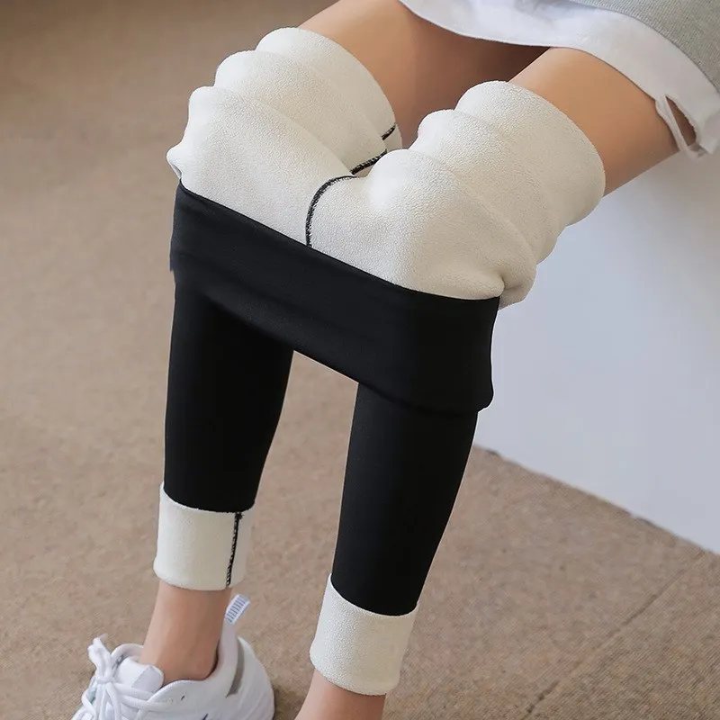 In Stock Large Size Winter Thick Fleece Cozy Warm Yoga Pants Sexy Black Shark Leather Fuzzy Warm Women Leggings