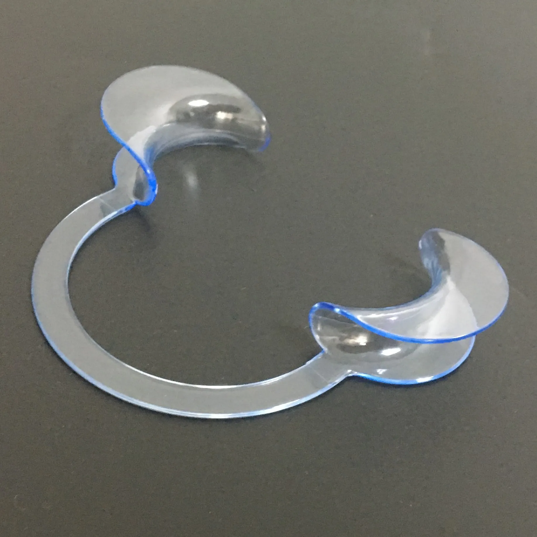 C Shape Lip Mouth Opener Teeth Whitening Cheek Retractor For Dental Bleaching