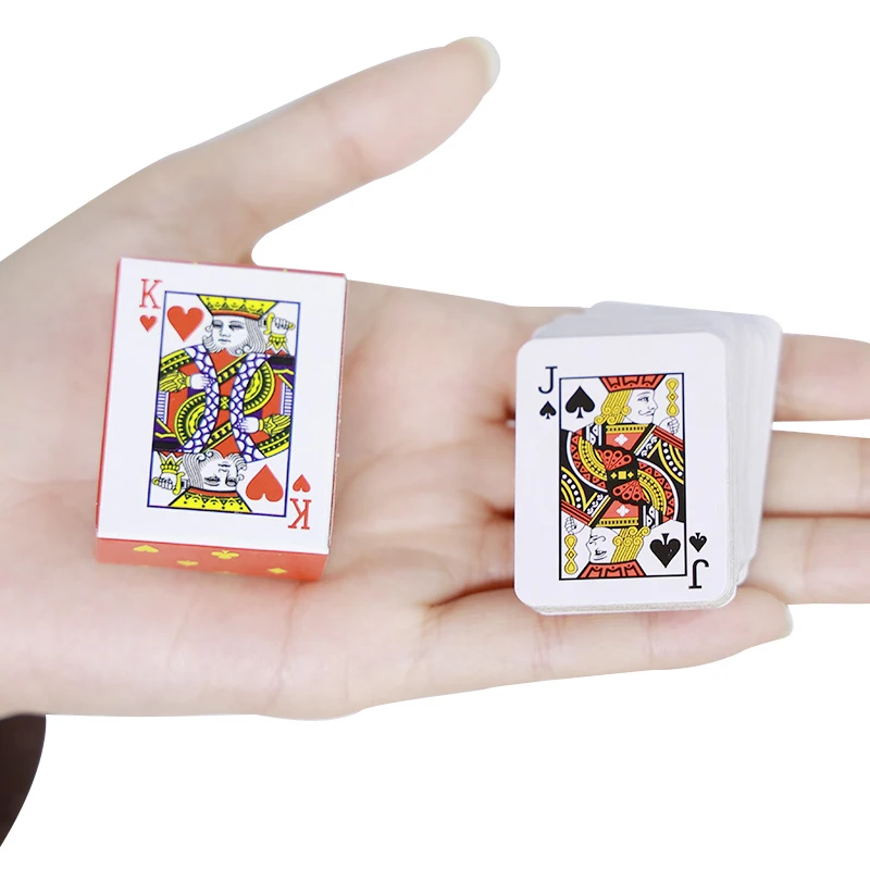 Promotional Price Custom Design Other Game Accessories Travel Drunking Football Play Card