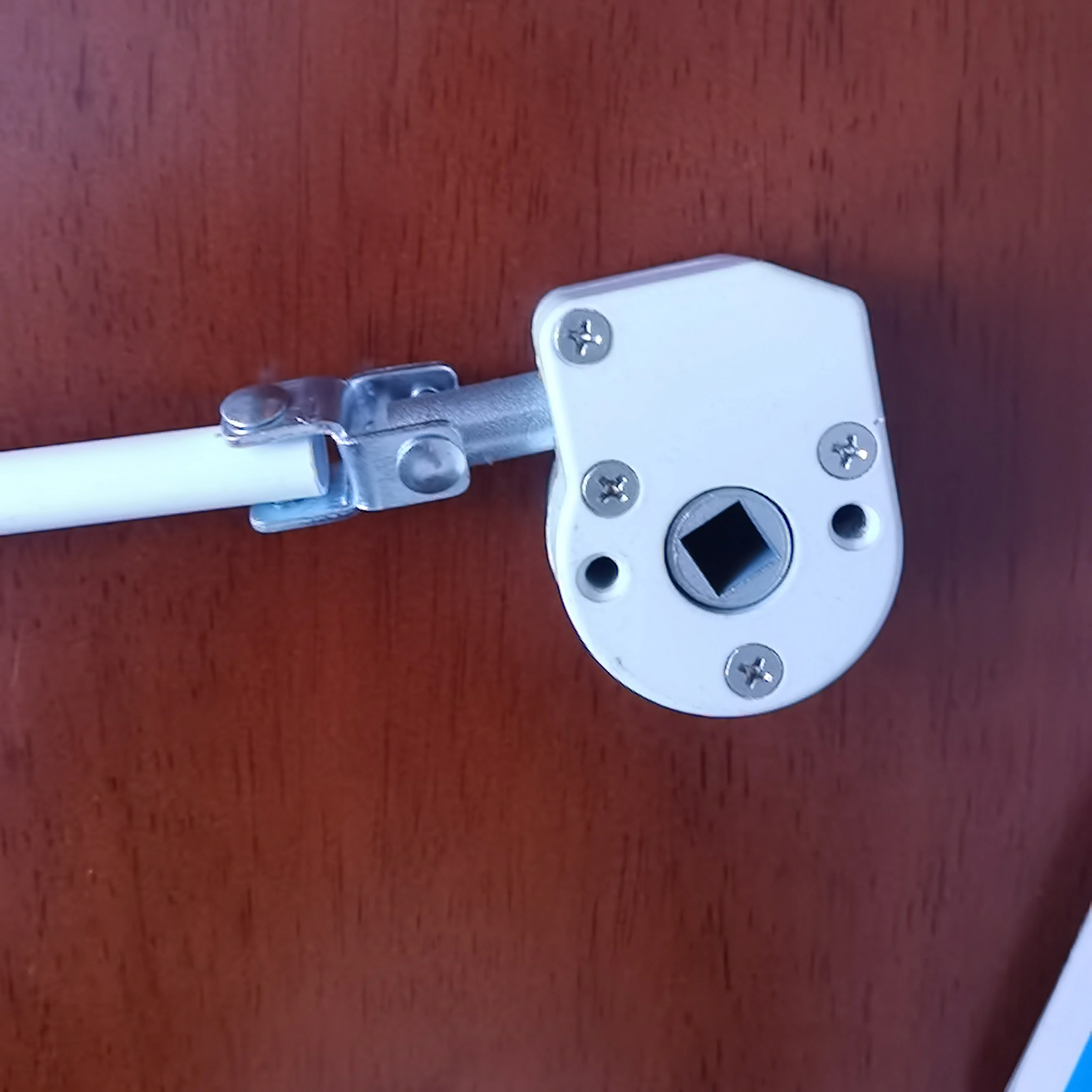 The curtain shutter drive parts