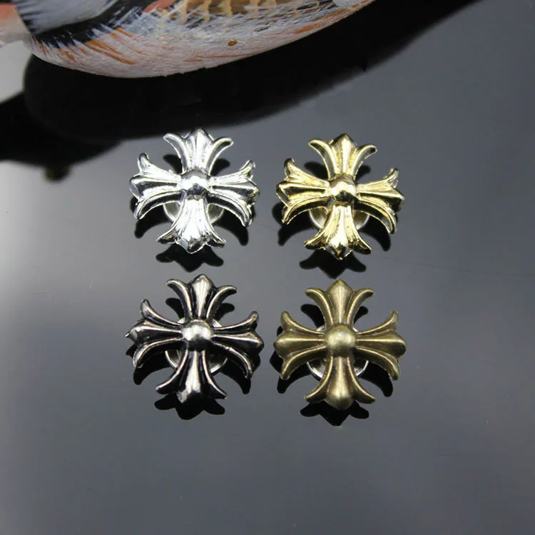 Custom Decorative Retro Style Rhinestone Round  Metal Turquoise Concho For Leather