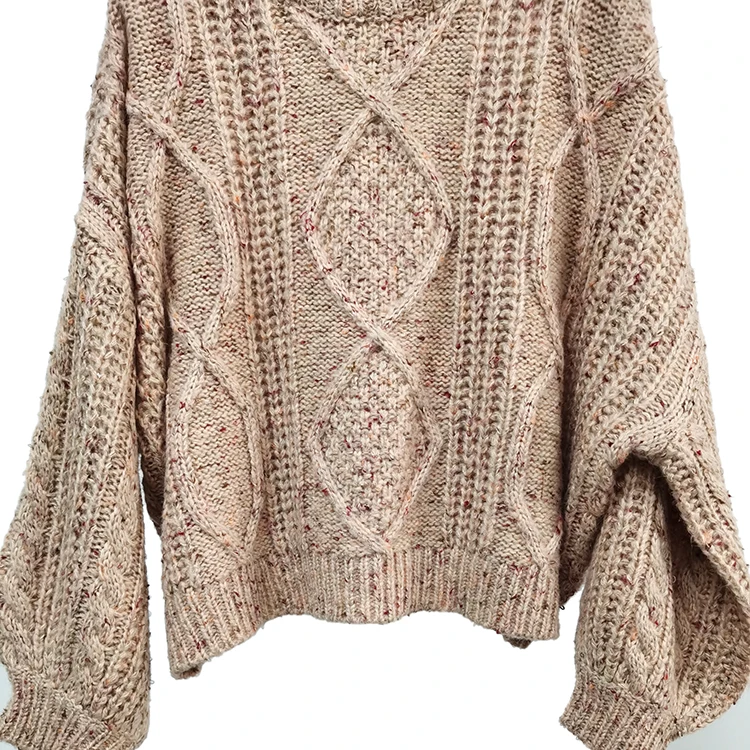 Шерстяной пуловер с круглым вырезом и длинными рукавами на осень и зиму