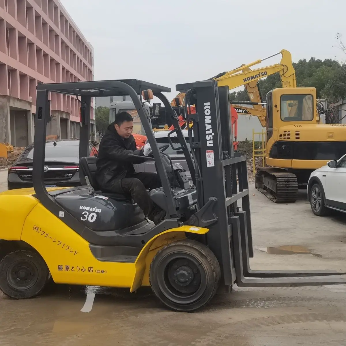 komatsu30 original Japan brand forklift Used Japanese forklift 3ton warehouse pallet lifting truck used forklift good price