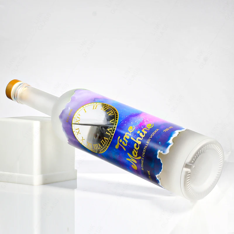 Стеклянная бутылка Oslo для Джин-рома 700mlVodka 7580 mlVodka с пробковой пробкой