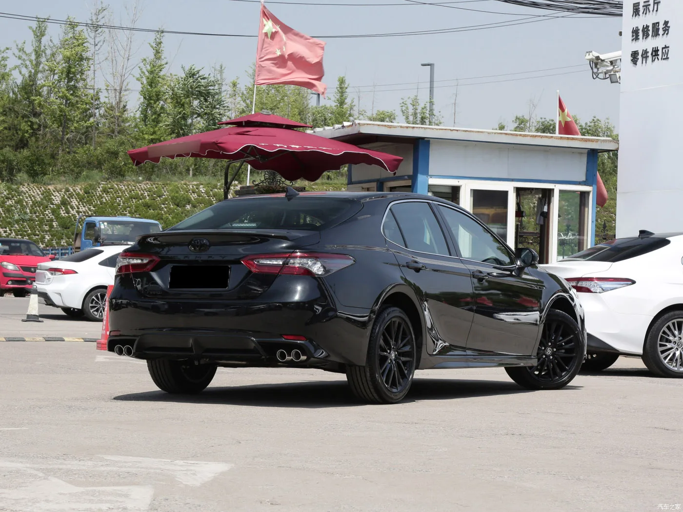 2023 New Toyota Camry Gasoline Car Fuel Cars 2.0T Version Petrol Car with 8AT 8-speed Automatic