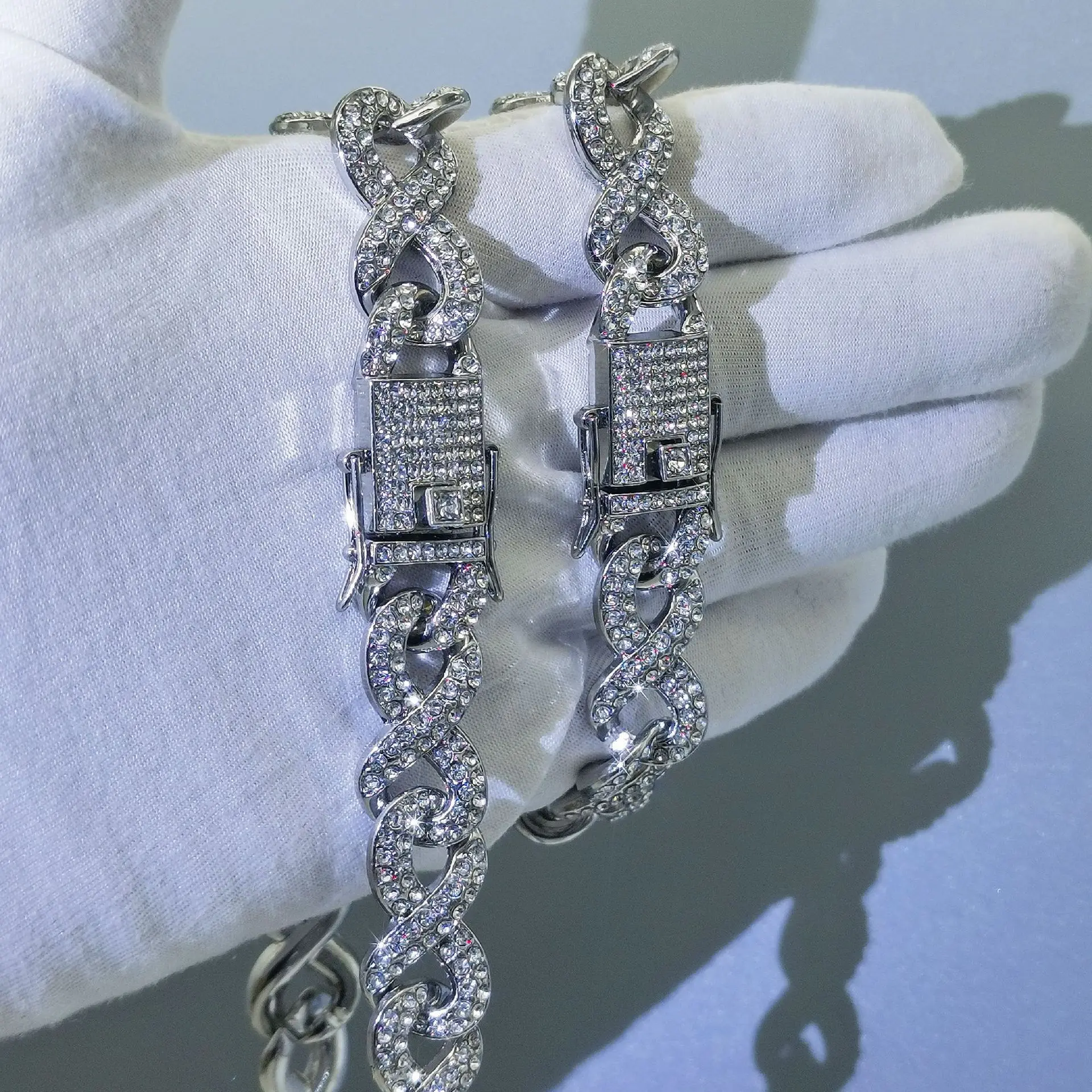 Hip-hop hipster Cuban chain diamond bracelet 8 words full of diamonds men and women hiphop necklace