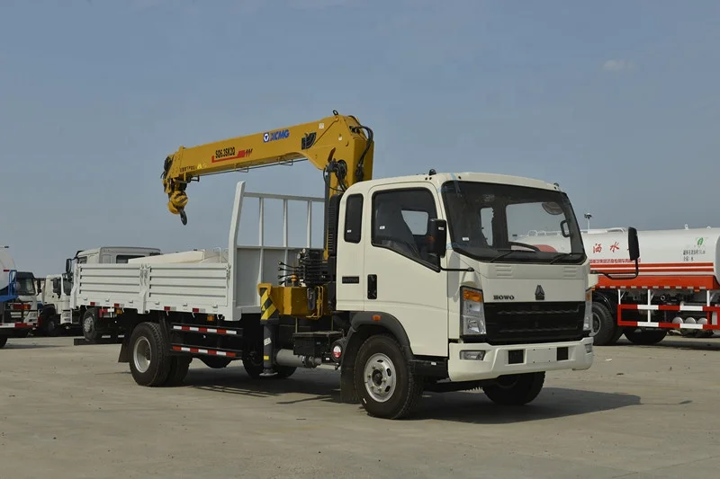 Грузовой кран 6 3 тонн SINOTRUK грузоподъемностью 4x2