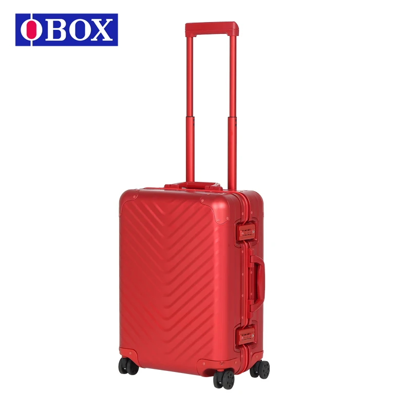 Customizable Eye-catching Large capacity Fashion trolley suitcase with Secure pull rod