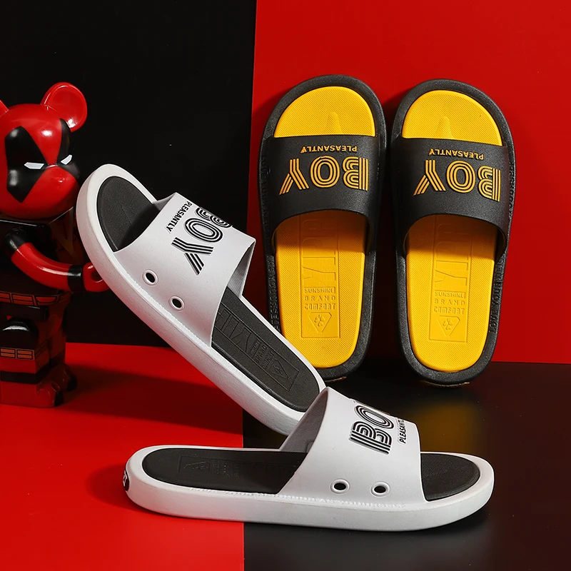 Unisex Soft Bottom Slippers Household Indoor Slippers New Hot Sale Beach Slippers