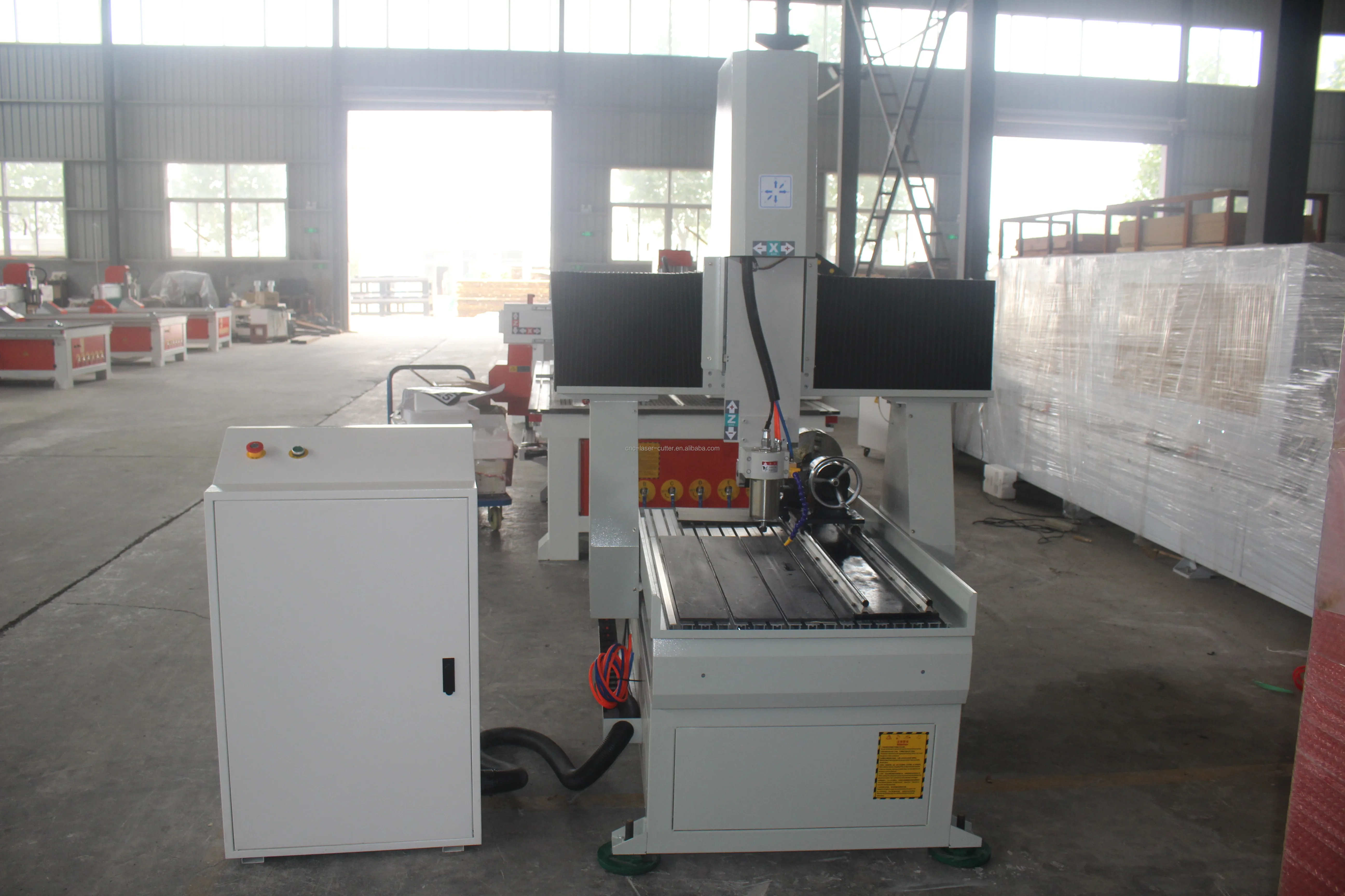 mini cnc router 6090 milling machine 6090 cnc router 1.5kw/2.2kw/3kw woodworking machine cnc router machine 600*900