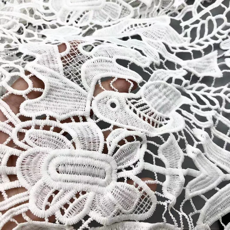 Custom White Water Soluble Embroidery Floral Guipure Lace Fabric For Decoration